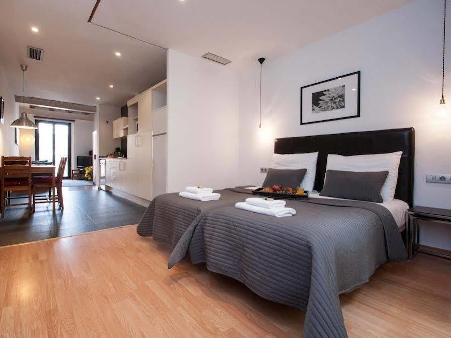 Short Stay Group Liceu Serviced Apartments Barcelona Eksteriør bilde